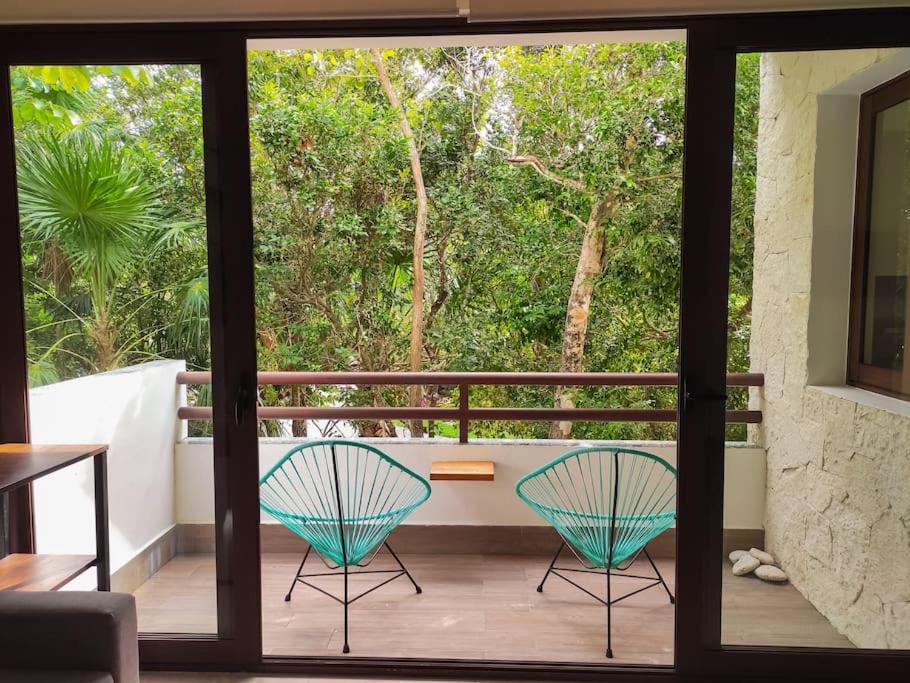 Aku-Chic Newly Furbished Condo Jungle Pool Xetna Dış mekan fotoğraf