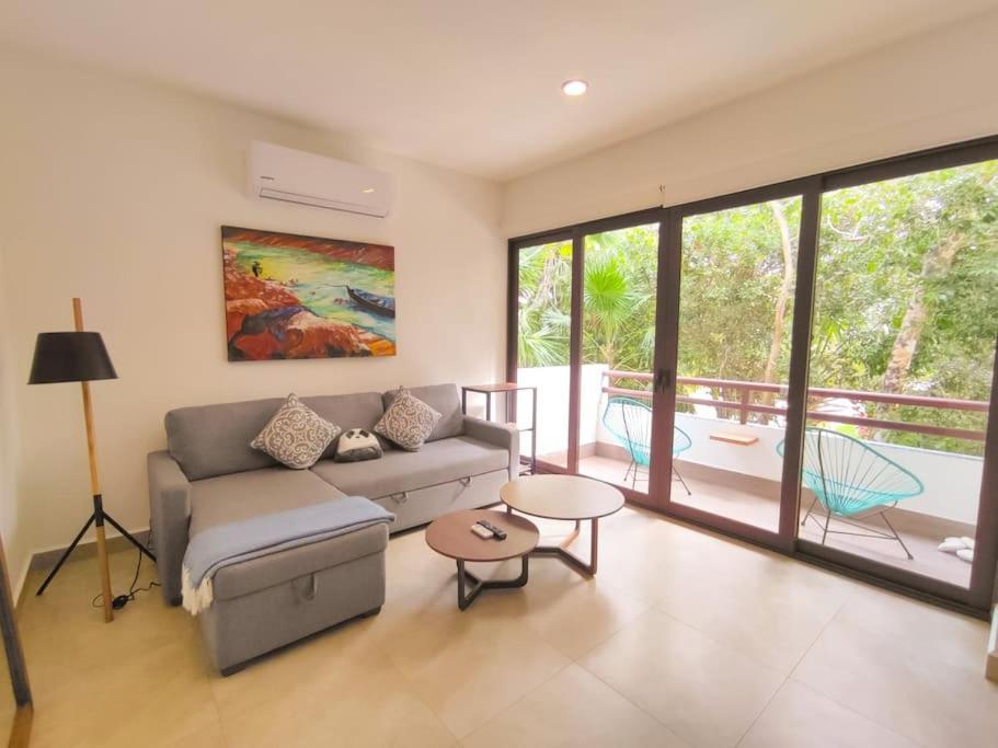 Aku-Chic Newly Furbished Condo Jungle Pool Xetna Dış mekan fotoğraf