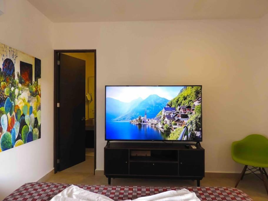 Aku-Chic Newly Furbished Condo Jungle Pool Xetna Dış mekan fotoğraf