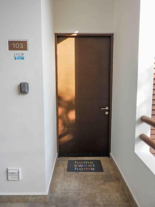 Aku-Chic Newly Furbished Condo Jungle Pool Xetna Dış mekan fotoğraf